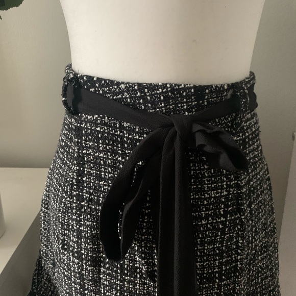 Holidays Skirt - Picture 5 of 8